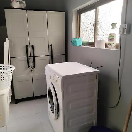 Waterside * Birżebbuġa