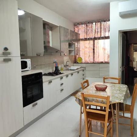 아파트 Waterside Birżebbuġa