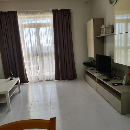 Waterside * Birżebbuġa